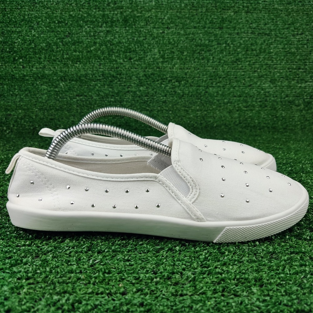 Faded Glory Slip On Shoes Womens 4 White Studded Canvas Sneakers WM31932-116